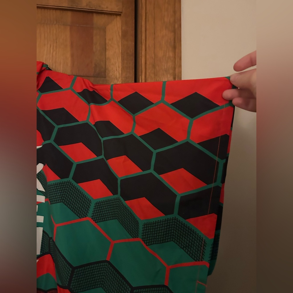 Nike Unisex Sporty Athleisure Oversized Kenya Sz S/M Red Green Black Red Poncho - Picture 7 of 16